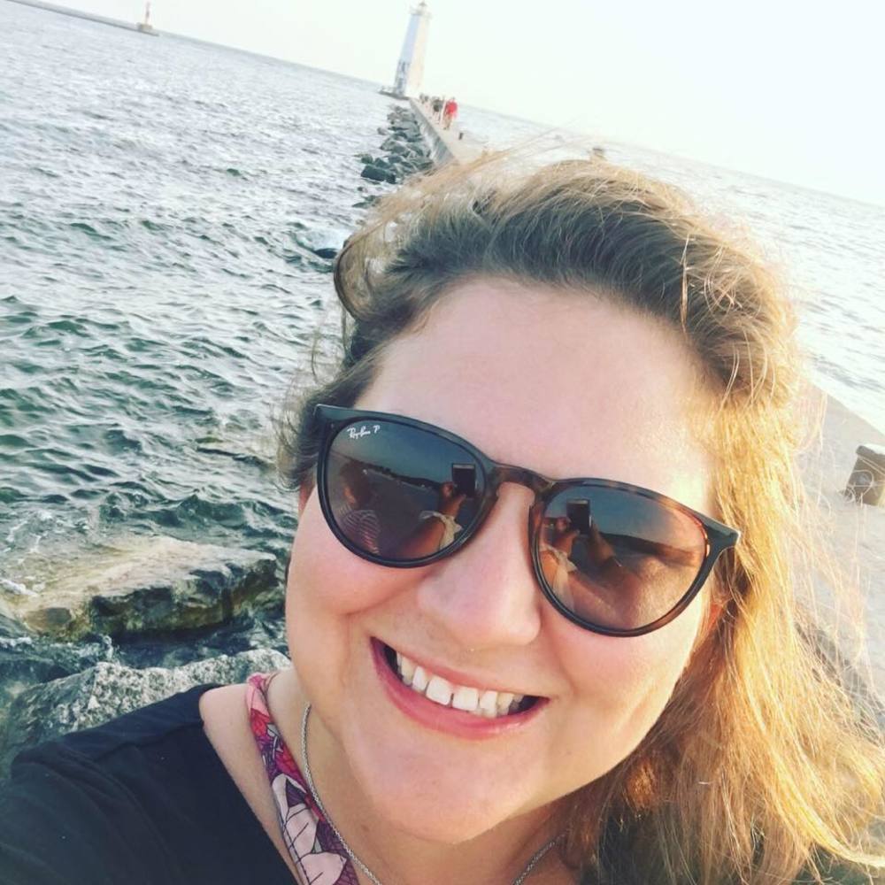 Meet your Posher, Karisa